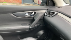 Nissan Qashqai 1.6 DiG-T Tekna 5dr Petrol Hatchback